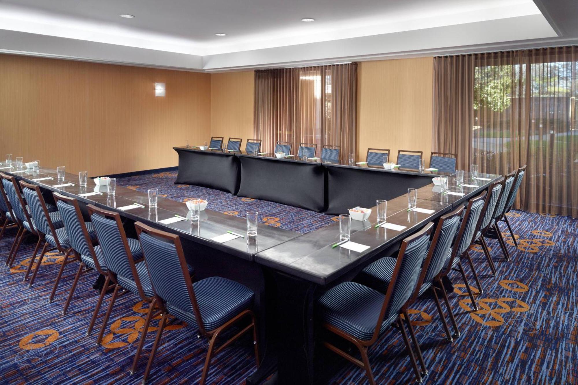 Courtyard By Marriott Atlanta Alpharetta Otel Dış mekan fotoğraf