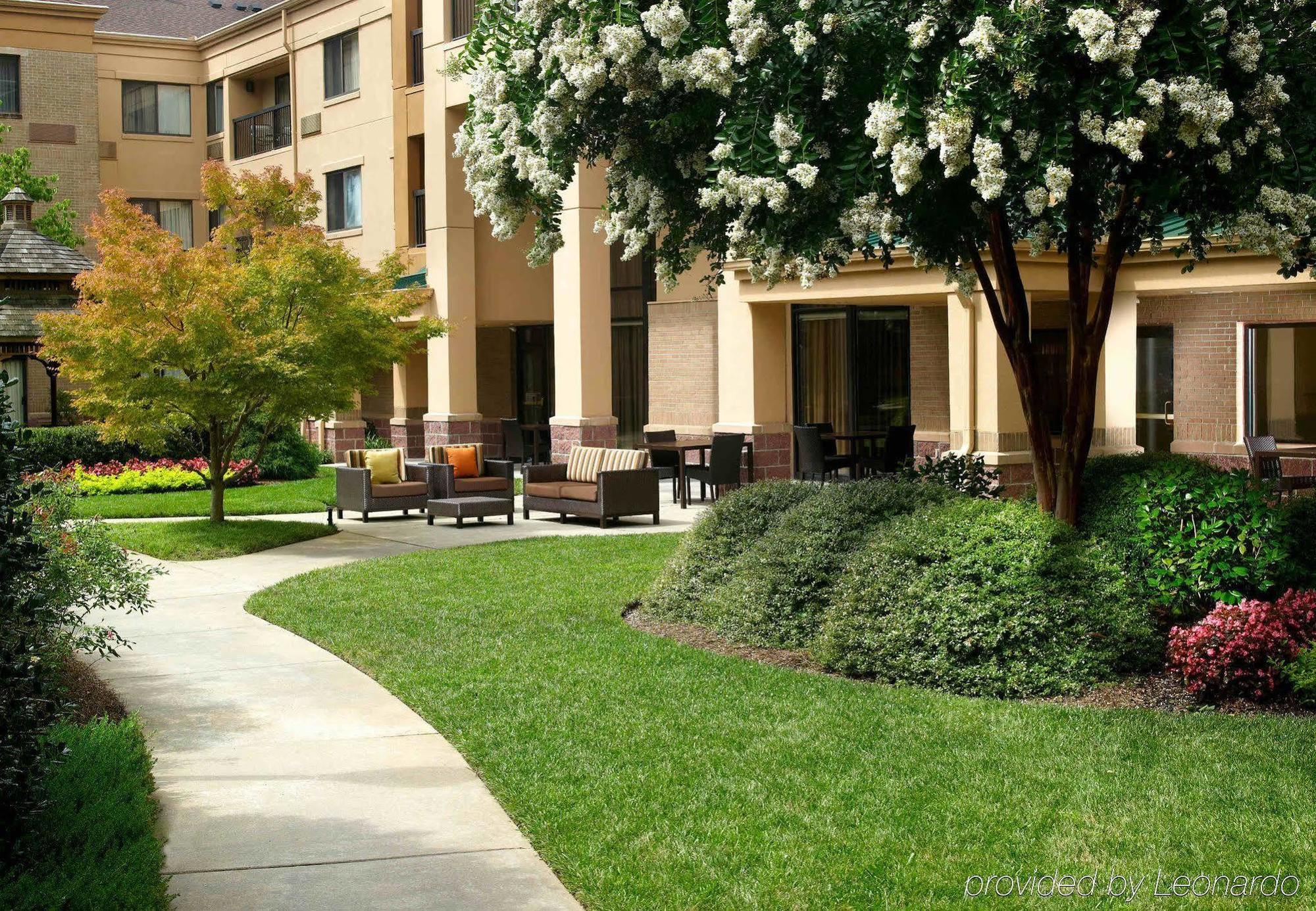 Courtyard By Marriott Atlanta Alpharetta Otel Konforlar fotoğraf
